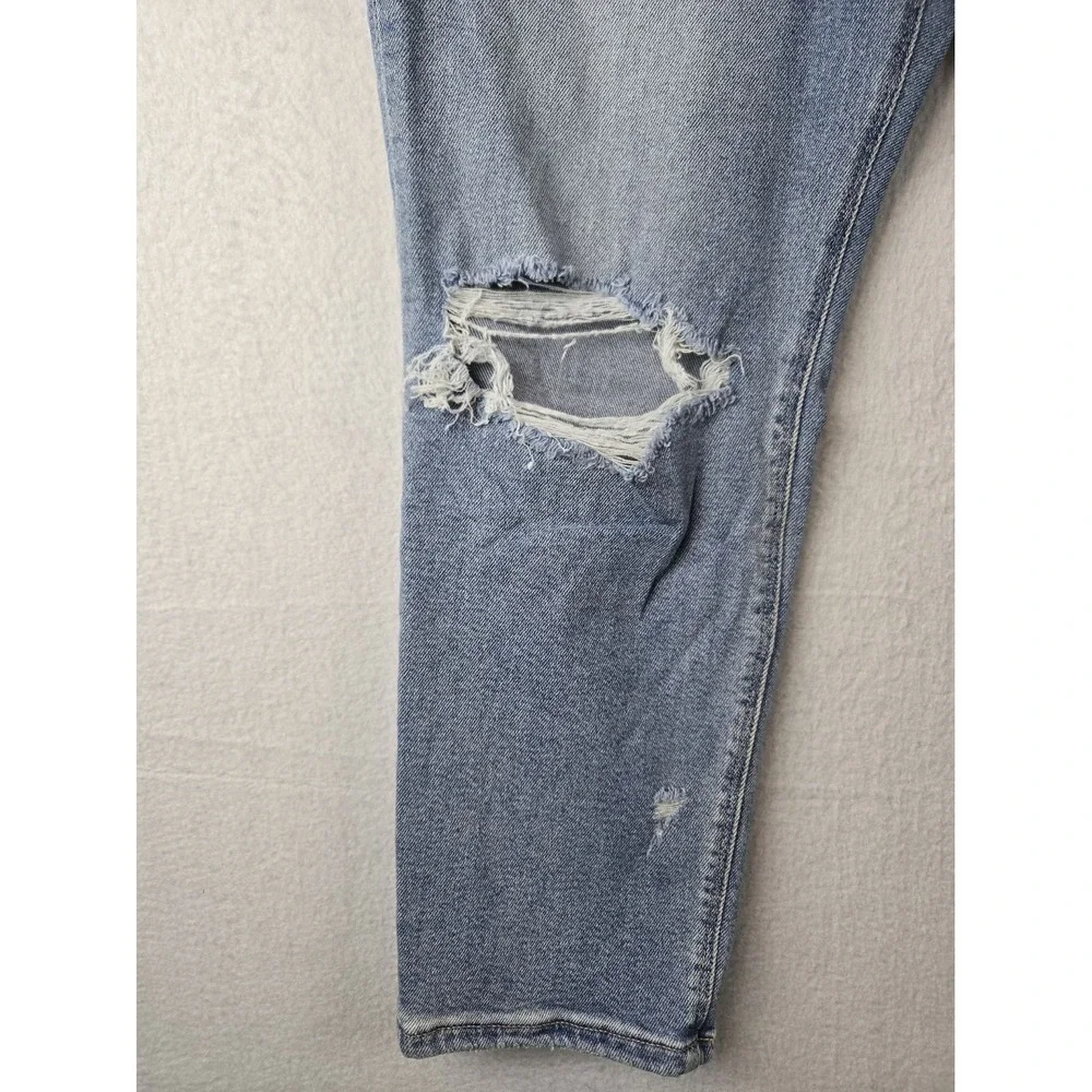 American Eagle Curvy Mom Jeans Size 12 Distressed High Waisted Stretch Denim